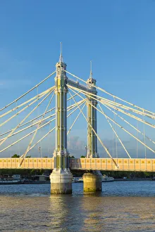 Images Dated 2nd June 2017: Albert Bridge, River Thames, London, England, UK