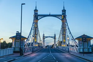 Images Dated 2nd June 2017: Albert Bridge, River Thames, London, England, UK