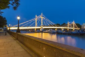 Images Dated 2nd June 2017: Albert Bridge, River Thames, London, England, UK