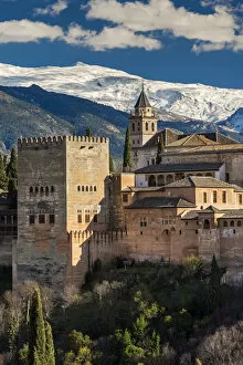 Islamic Architecture Collection: Alhambra palace with the snowy Sierra Nevada in the background, Granada, Andalusia, Spain