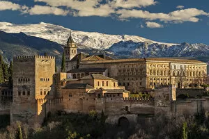 Images Dated 5th April 2016: Alhambra palace with the snowy Sierra Nevada in the background, Granada, Andalusia, Spain