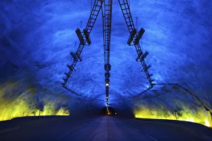 Tunnel Prints: One of the alien like dome rest bays in the 24