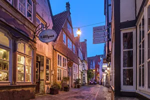 Federal State Prints: Alley in the historic Schnoor district in the evening, Bremen, Germany