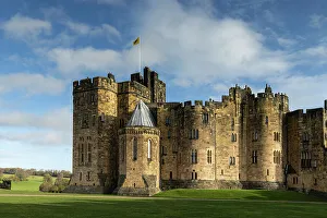 Grounds Prints: Alnwick Castle, Northumberland, England