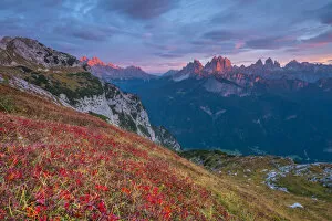 Daybreak Gallery: Alpenglow as seen from Marmarole mountain range, Tiziano alpine hut