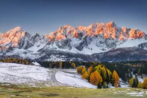 Images Dated 19th February 2021: Alpine pasture Nemes against Sextner Dolomites, Dolomites, South Tyrol, Alto Adige