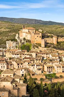 Alquezar village and Colegiata de Santa Mar√≠a la Mayor at sunset