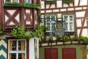 Images Dated 25th February 2011: The Altes Haus (Old House), Bacharach, Rhine Valley, Germany