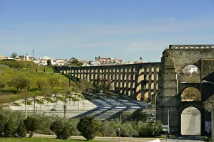 Images Dated 23rd February 2017: Amoreira aqueduct dating back to the 16th century, a Unesco World Heritage Site. Elvas