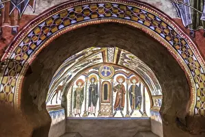 Andorra, Andorra La Velha, Projections of the paintings of the apsis in the Santa Coloma church