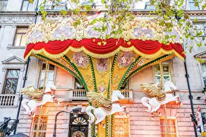 Mayfair Prints: Annabel's private members club decorated with Christmas decorations