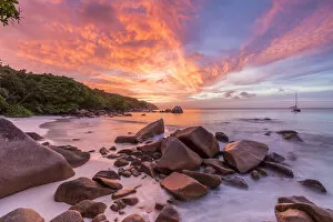 Images Dated 19th June 2020: Anse Lazio beach, Praslin, Seychelles
