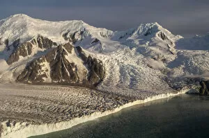 Images Dated 24th November 2020: Antarctica, South Shetlands Islands, Livingston Island, False Bay