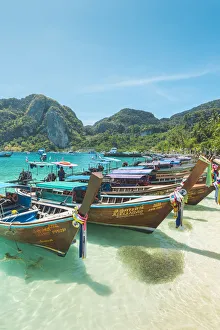 Ko Phi Phi Don Prints: Ao Ton Sai Beach, Ko Phi Phi Don, Krabi Province, Thailand