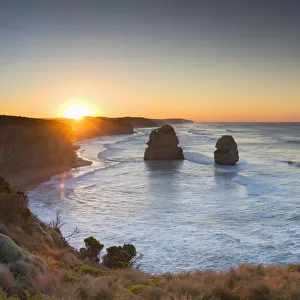 Twelve Apostles at dawn, Port Campbell National Park, Great Ocean Road, Victoria