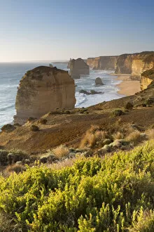 Images Dated 22nd March 2016: Twelve Apostles, Port Campbell National Park, Great Ocean Road, Victoria, Australia