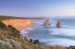 Images Dated 22nd March 2016: Twelve Apostles, Port Campbell National Park, Great Ocean Road, Victoria, Australia