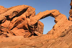Images Dated 8th June 2021: Arch Rock, Valley of Fire State Park, Nevada, USA