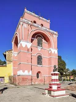 Chiapas Prints: Arco del Carmen, San Cristobal de las Casas, Chiapas State, Mexico