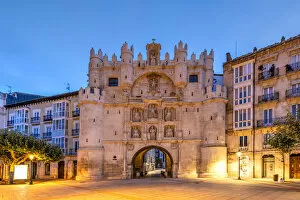 Images Dated 21st September 2020: Arco de Santa Maria medieval gate, Burgos, Castile and Leon, Spain