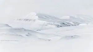Images Dated 30th May 2018: Arctic slopes in Adventdalen, Spitsbergen, Svalbard