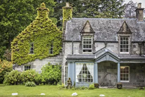 Overgrown Prints: Ardanaiseig Castle Hotel, Kilchrenan, Aryll and Bute, Scotland, Great Britain