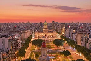 Images Dated 11th March 2022: The Argentine National Congress at twilight, Balvanera, Buenos Aires, Argentina