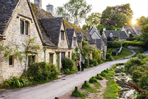 Images Dated 14th November 2019: Arlington Row, Bibury, Cotswolds, Gloucestershire, England, UK