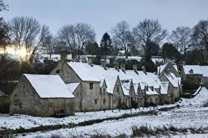 Images Dated 15th March 2021: Arlington Row, Bibury, Cotswolds, Gloucestershire, England, UK
