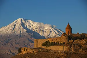 Plain Prints: Armenia, Yerevan, Ararat plain, Khor Virap Armenian Apostolic Church monastery