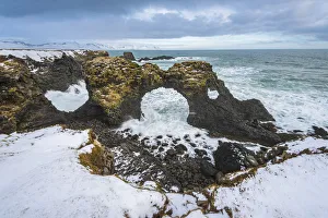 Images Dated 27th May 2016: Arnarstapi, Snaefellsness peninsula, Western Iceland, Europe