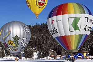 Activities Gallery: Arosa Balloon Festival, Arosa Swiss Snow, Arosa, Grisons, Switzerland