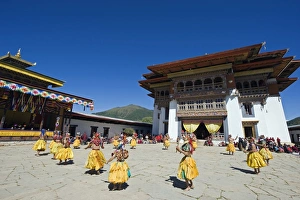 Custom Prints: Asia, bhutan, Phobjikha valley, Tsechu festival at Gangtey Gompa Monastery