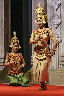 Ethnic Gallery: Asia, Cambodia, Siem Reap, dance show
