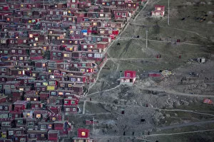 Images Dated 2nd March 2017: Asia, China, Sichuan, West Sichuan, Seda, Larung Gar, Buddhist College