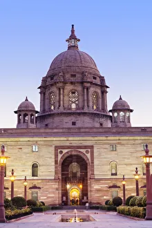 Images Dated 6th February 2014: Asia, India, Delhi; the Secretariat - parliament buildings by Herbert Baker on Raisina