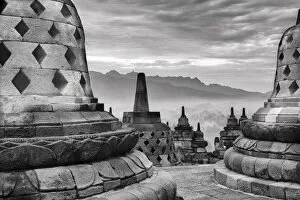 Images Dated 15th July 2016: Asia, Indonesia, Java, Yogyakarta, Magelang, Borobudur, or Barabudur, a 9th-century