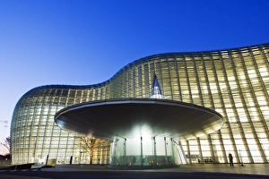 Lit Up Gallery: Asia, Japan, Tokyo, Roppongi ward, National Art Centre, NACT, designed by Kisho Kurokawa
