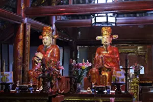 Images Dated 23rd October 2017: Asia, South East Asia, Vietnam, Hanoi, statues in the Imperial Academy ( Quoc Tu Giam)