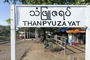 Asia, Southeast Asia, Myanmar, Thanpyuzayat / Thanbyuzayat, railway station