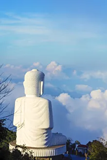 Images Dated 22nd February 2019: Asia, Southeast Asia, Vietnam, Danang, A Giant Buddha at the Ba Na resort, an old