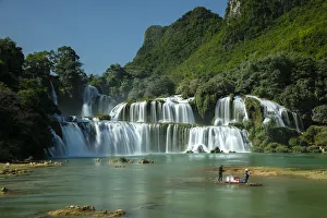 Float Prints: Asia, Vietnam, Daxin County, Ban Gioc Falls, Quay Son river, (DM)