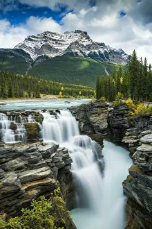Athabasca Falls, Jasper National Park, Alberta, Canada