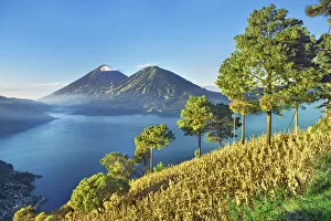 Lake Atitlan Gallery: Atitlan volcano and Lake Atitlan - Guatemala, Solola, Lake Atitlan, von Miradoro