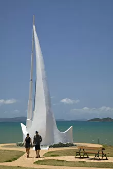 Images Dated 29th April 2008: Australia, Queensland, Capricorn Coast, Emu Park, Churchill Lookout- Singing Ship