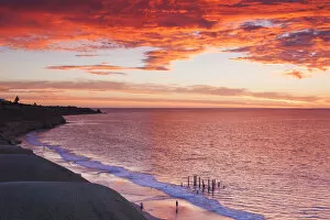 Images Dated 8th September 2014: Australia, South Australia, Fleurieu Peninsula, Port Willunga, sunset