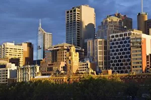 Water Front Gallery: Australia, Victoria, Melbourne. City skyline at dawn