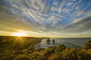 Australia, Victoria, Sunrise at Port Campbell National Park