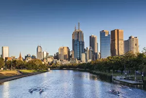 Images Dated 8th September 2014: Australia, Victoria, VIC, Melbourne, skyline along Yarra River, morning