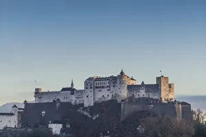 Austria, Salzburgerland, Salzburg, Festung Hohensalzburg Castle, dusk
